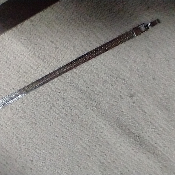 Silvertone 3 chain bracelet - Picture 7 of 8